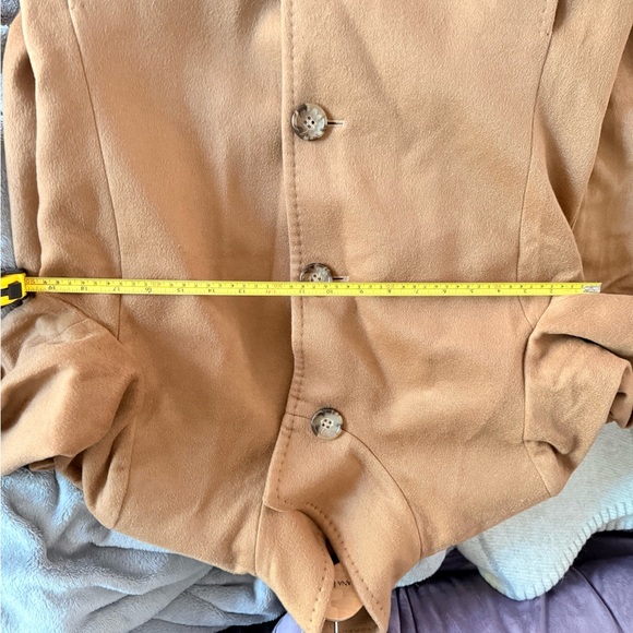 Like new, 100% cashmere coat size 8 - Picture 8 of 13